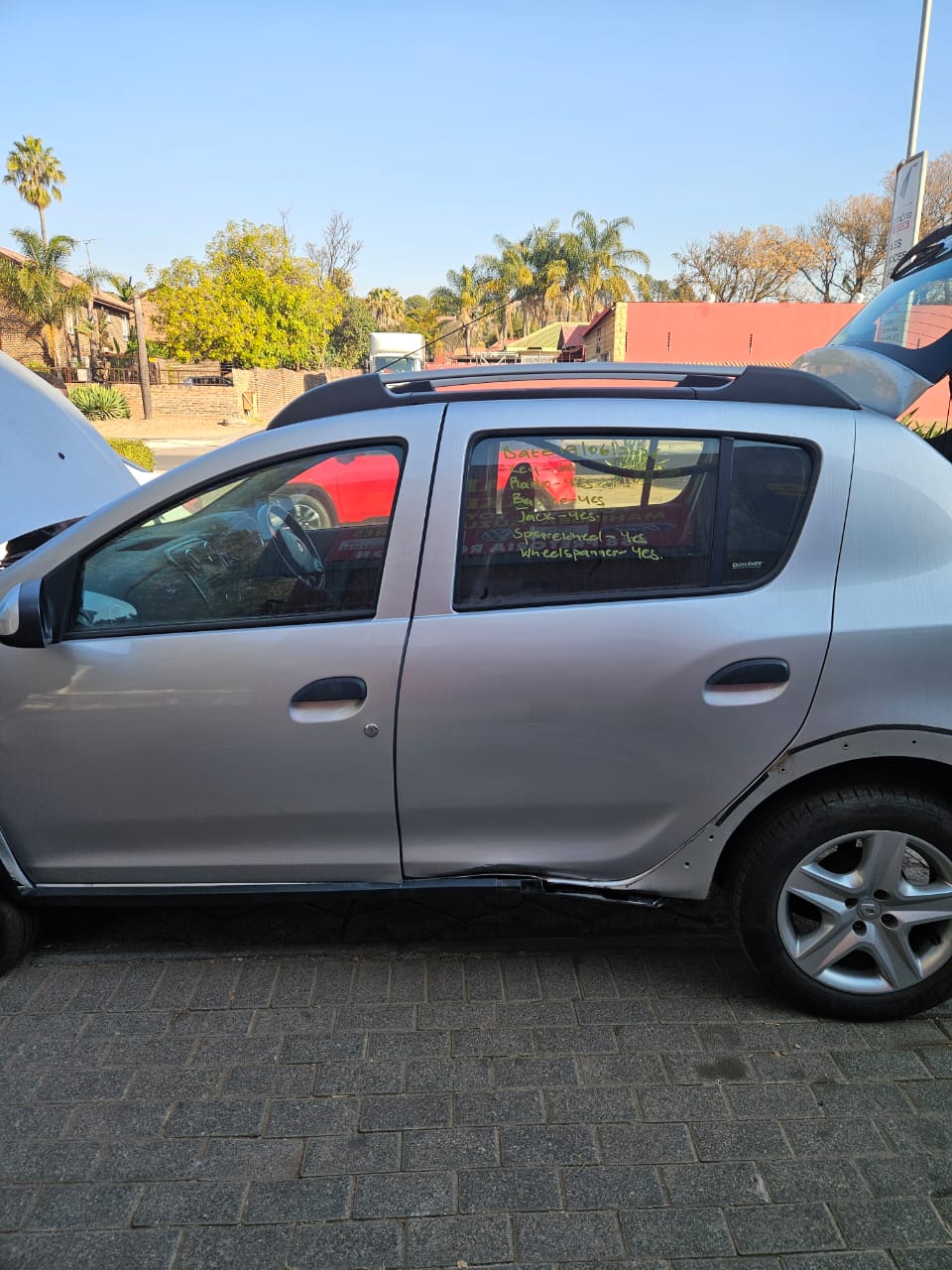 Now stripping a 2015 Renault Sandero — quality used parts - Private Seller Now stripping a 2015 Renault Sandero — quality used parts - Private Seller