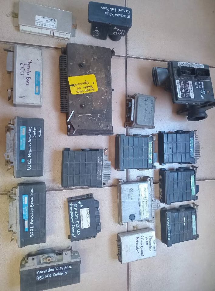 Associated computer box's for Mercedes-Benz in stock for sale