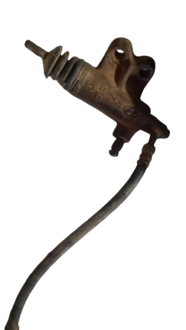 HYUNDAI I20 CLUTCH SLAVE CYLINDER (2014-2021) - Private Seller HYUNDAI I20 CLUTCH SLAVE CYLINDER (2014-2021) - Private Seller