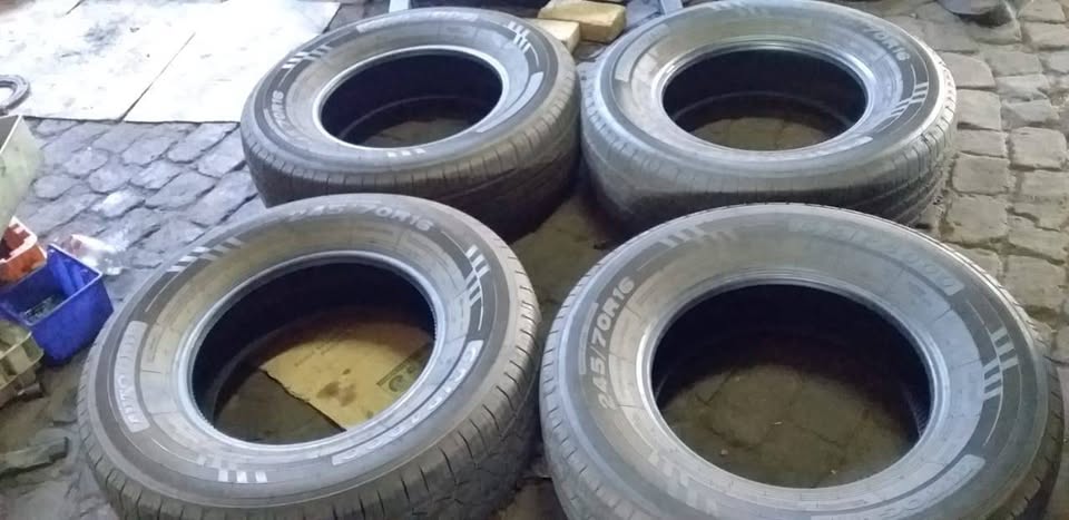 X4 Tyres Size 245/70R16