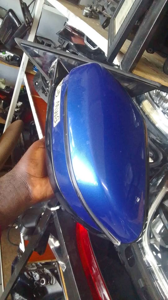 BMW G20 side mirrors - Private Seller BMW G20 side mirrors - Private Seller
