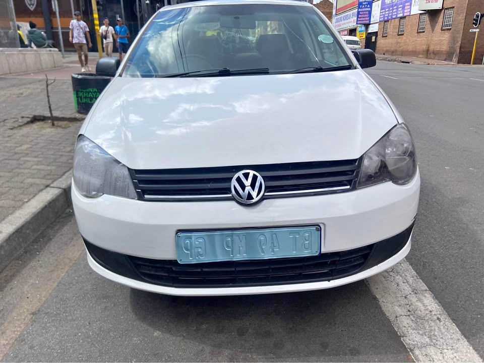 2017 Polo Vivo Sedan