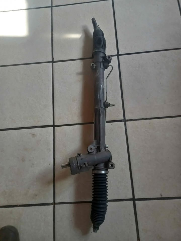 AUDI A4 B6/B7 STEERING RACK ORIGINAL - Private Seller