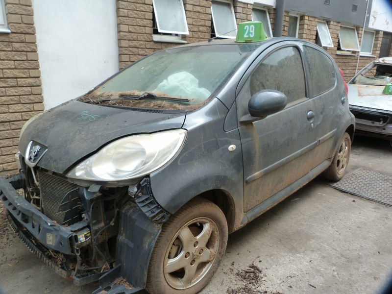 Peugeot 107 1.0 Manual Charcoal - 2009 STRIPPING FOR SPARES - Private Seller