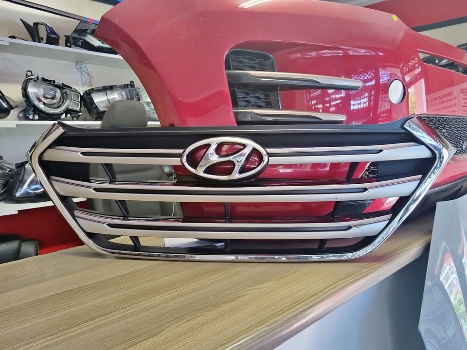 2020 HYUNDAI TUCSON MAIN GRILL AVAILABLE FOR SALE - Private Seller 2020 HYUNDAI TUCSON MAIN GRILL AVAILABLE FOR SALE - Private Seller