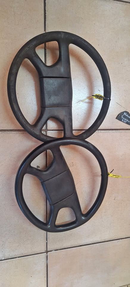 Fiat uno steering wheels available - Private Seller Fiat uno steering wheels available - Private Seller