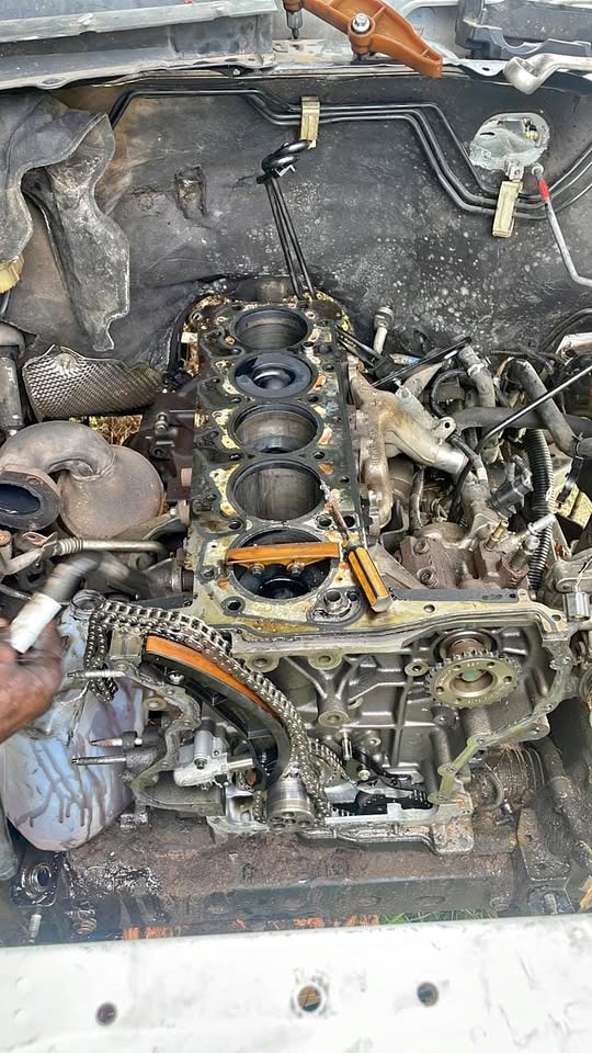 Ford ranger engine parts - Private Seller