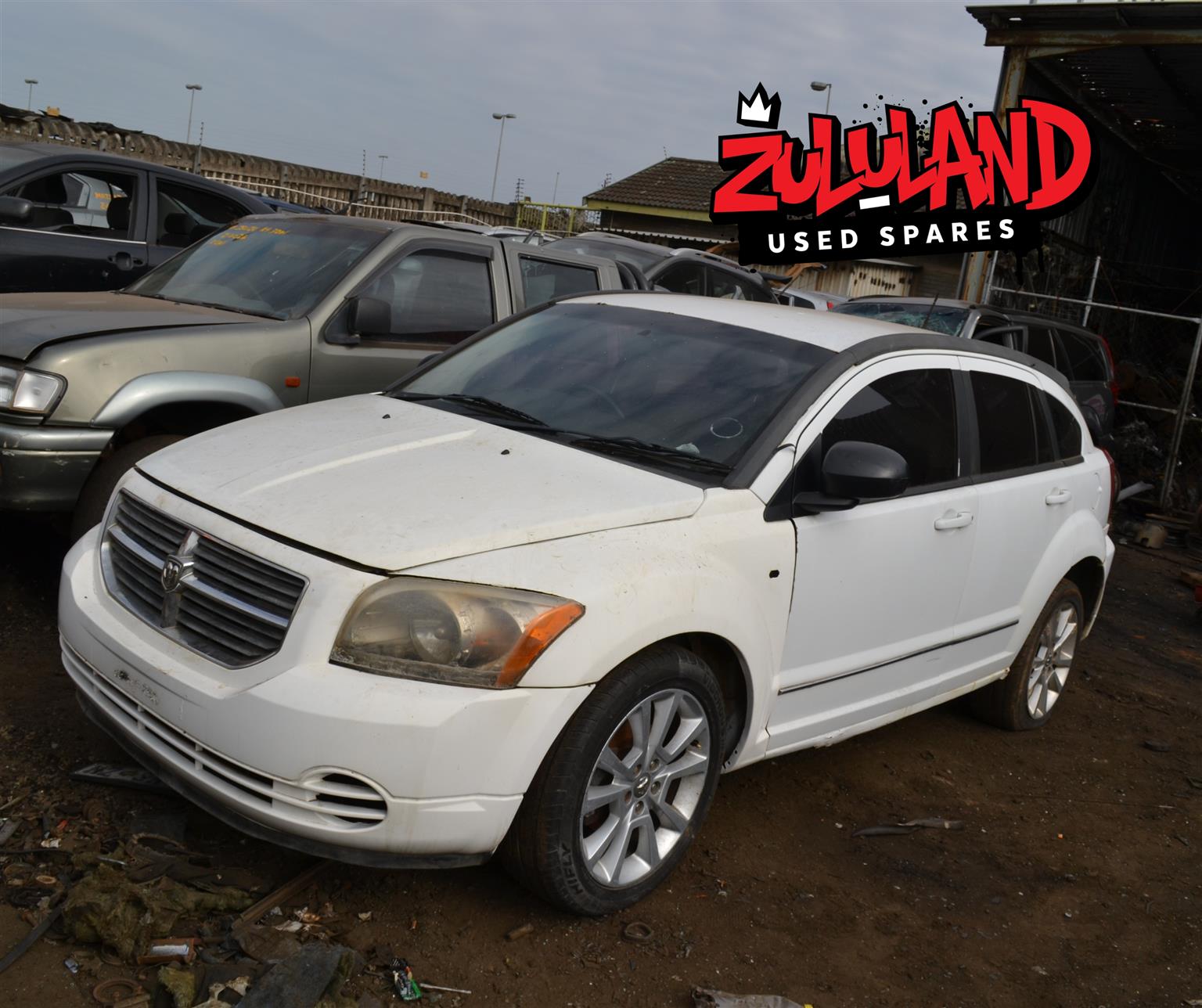 2011 Dodge Caliber SXT 2.0L - S tripping for Spares