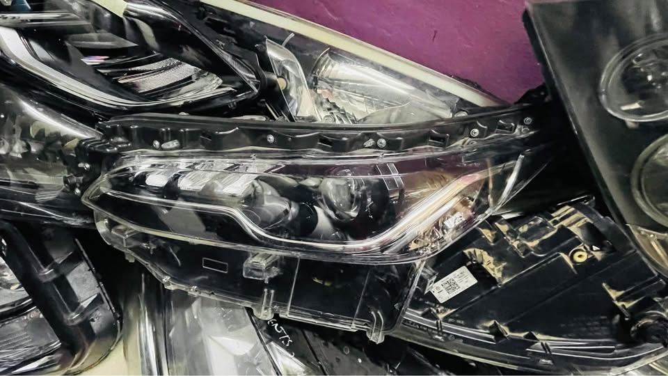 Toyota Fortuner GD6 LED HEADLIGHT - Private Seller Toyota Fortuner GD6 LED HEADLIGHT - Private Seller