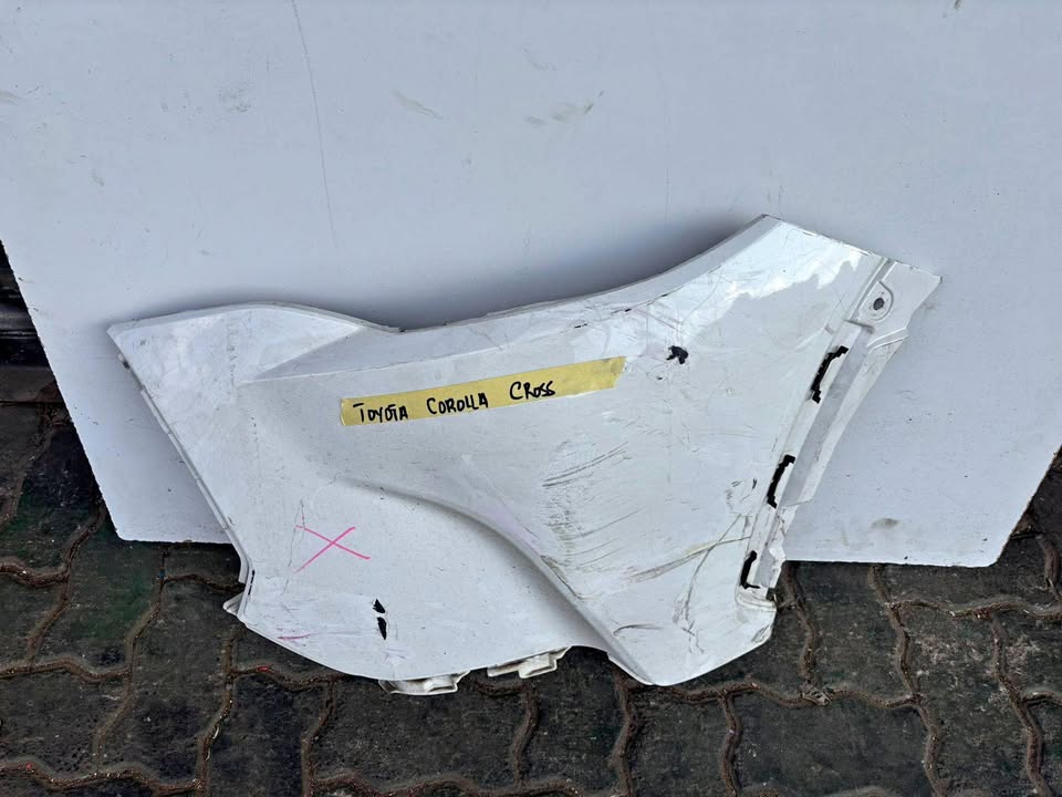 Toyota Corolla Cross Fender - Private Seller Toyota Corolla Cross Fender - Private Seller