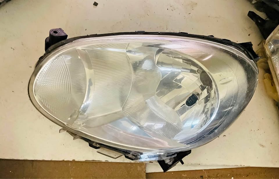 Nissan Micra headlight - Private Seller Nissan Micra headlight - Private Seller