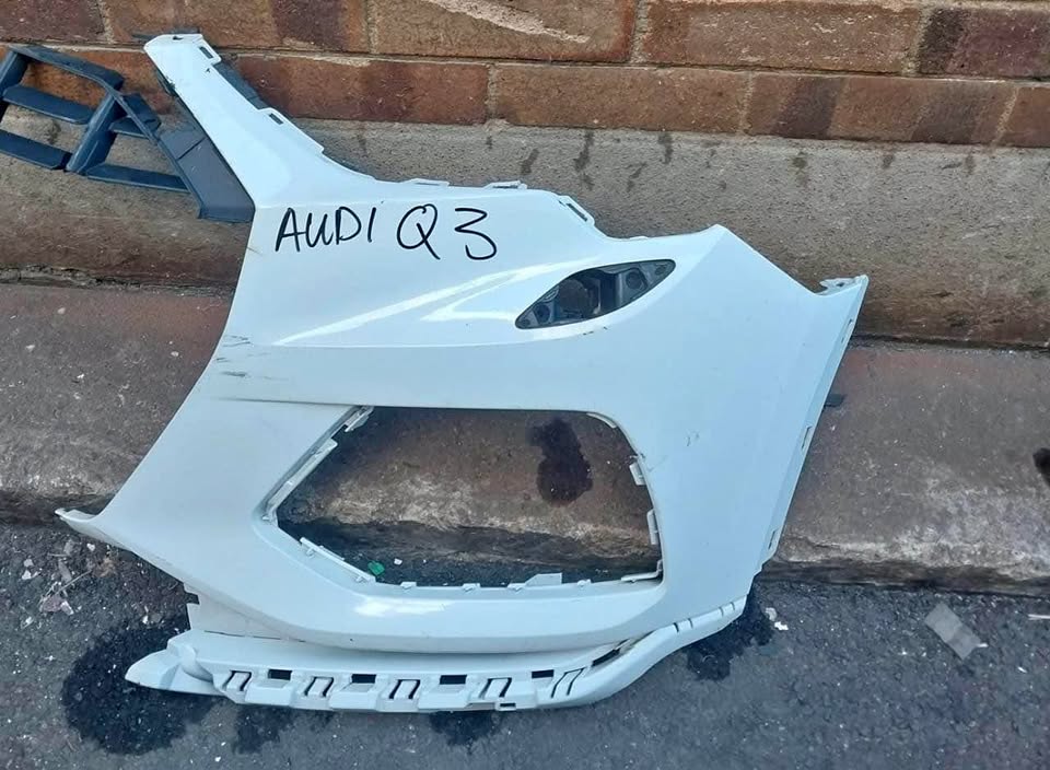 Audi Q3 bumper corner left - Private Seller Audi Q3 bumper corner left - Private Seller