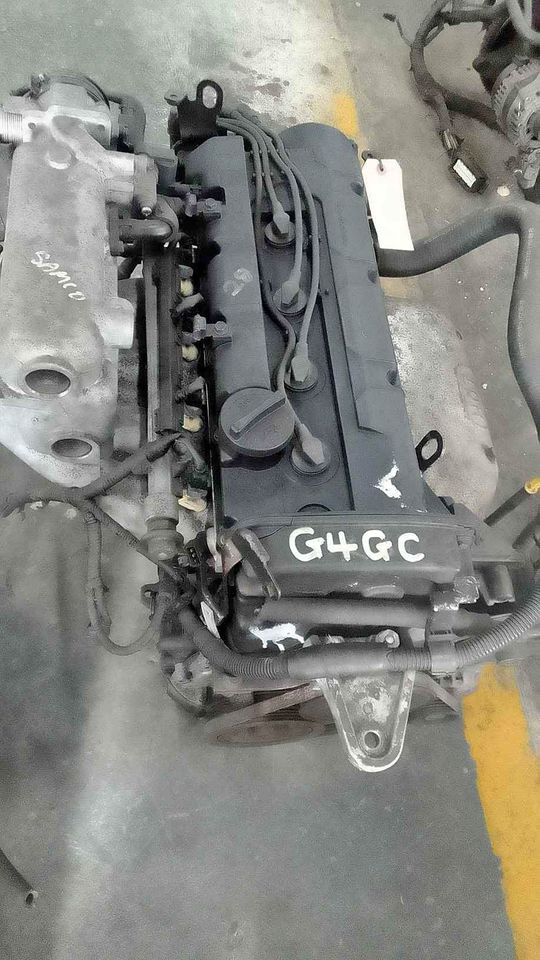 HYUNDAI TUCSON G4GC COMPLETE ENGINE FOR SALE - Private Seller HYUNDAI TUCSON G4GC COMPLETE ENGINE FOR SALE - Private Seller