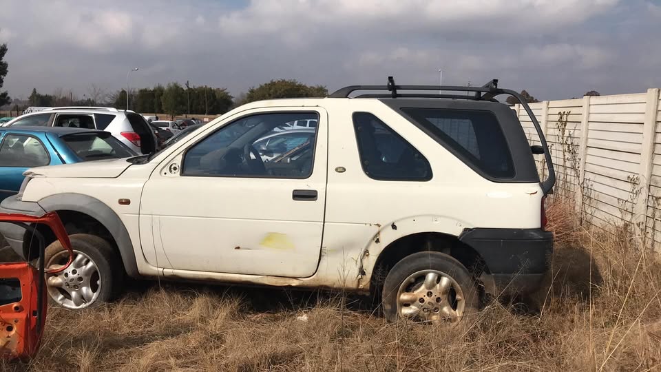Land Rover FreeLander Spares - Private Seller Land Rover FreeLander Spares - Private Seller