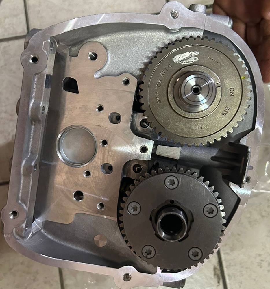Brand new complete head available golf 6 gti ccz - Private Seller