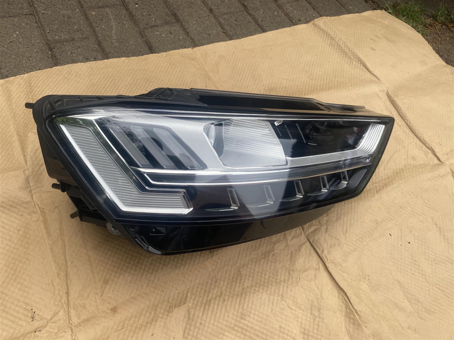 2022 AUDI S8 MATRIX BEAM FULL LED HEADLIGHT RIGHT SIDE FOR SALE. IN PRISTINE - Private Seller 2022 AUDI S8 MATRIX BEAM FULL LED HEADLIGHT RIGHT SIDE FOR SALE. IN PRISTINE - Private Seller