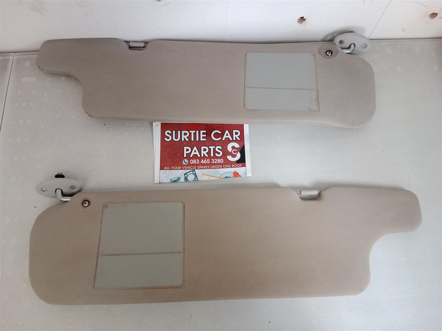 Second hand sunvisor for sale - land cruiser 79 series - Private Seller Second hand sunvisor for sale - land cruiser 79 series - Private Seller
