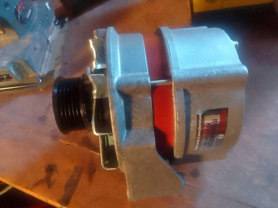 Mercedes Benz bosch alternator - Private Seller