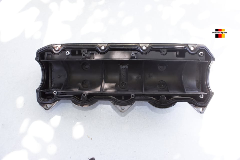 2004 VOLKSWAGEN GOLF IV JETTA IV 1.9TDI USED VALVE COVER OEM:E - Private Seller