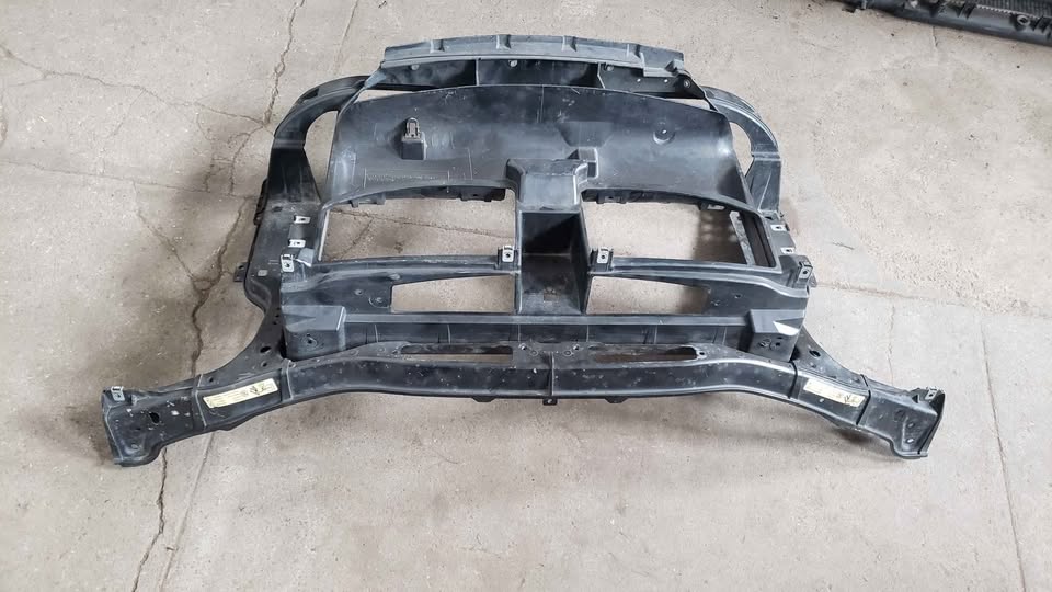 BMW E90 E92 Craddle - Private Seller