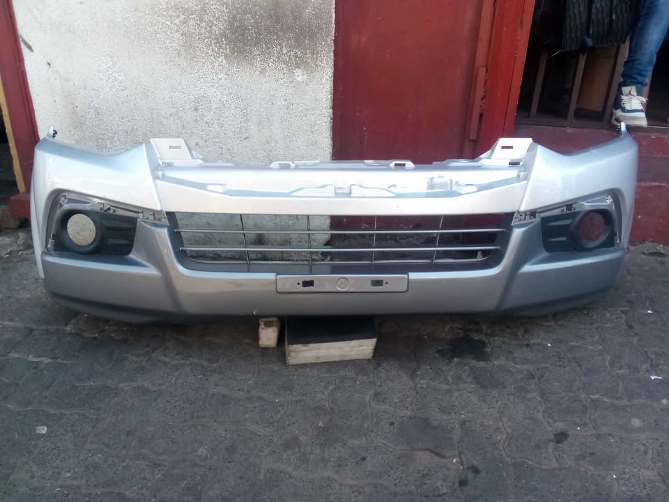 ISUZU MUX FRONT BUMPER SHELL FOR SALE NOW 2017-2020 MODEL - Private Seller ISUZU MUX FRONT BUMPER SHELL FOR SALE NOW 2017-2020 MODEL - Private Seller