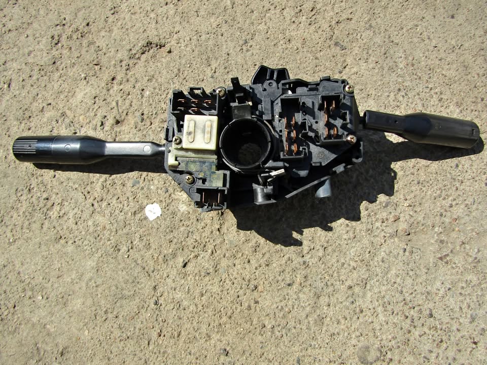 Ford Bantam (1985) Indicator & Light Switch For Sale - Private Seller Ford Bantam (1985) Indicator & Light Switch For Sale - Private Seller