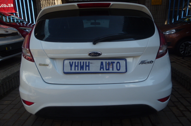 Used 2014 Ford Fiesta 5-door 1.0T Ambiente auto - Private Seller Used 2014 Ford Fiesta 5-door 1.0T Ambiente auto - Private Seller