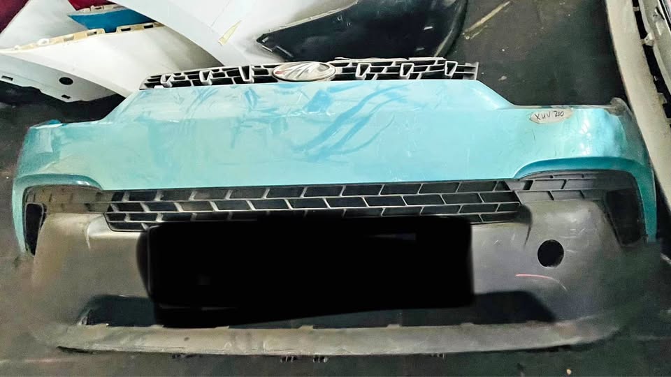 Mahindra XUV 200 bumper - Private Seller Mahindra XUV 200 bumper - Private Seller