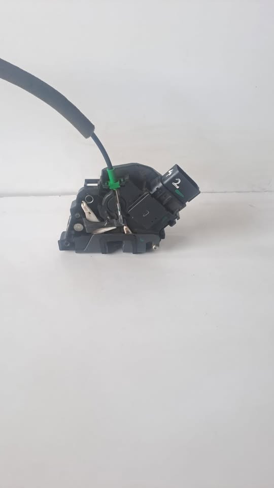 Ford Figo DoorLock - Private Seller
