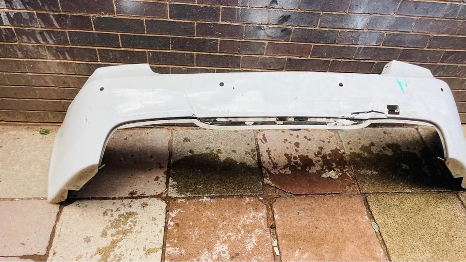 BMW E90 back bumper - Private Seller BMW E90 back bumper - Private Seller