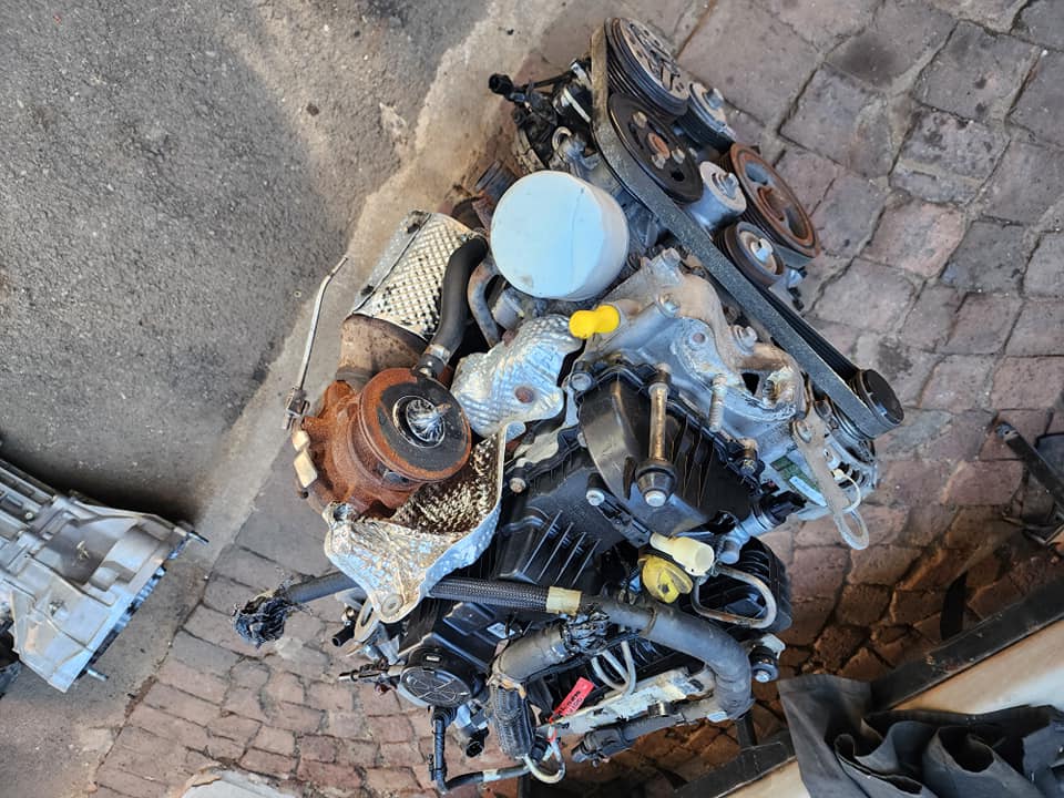 Mahindra KUV100 1.2TD K8 Engine For Sale Good Condition - Private Seller