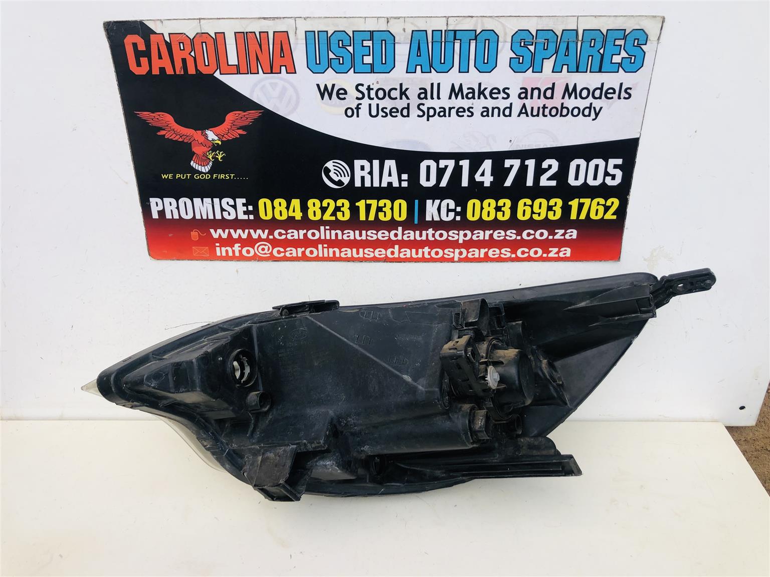 Kia Rio MK4 right side standard headlight (sedan) (2016-2019) - Private Seller Kia Rio MK4 right side standard headlight (sedan) (2016-2019) - Private Seller