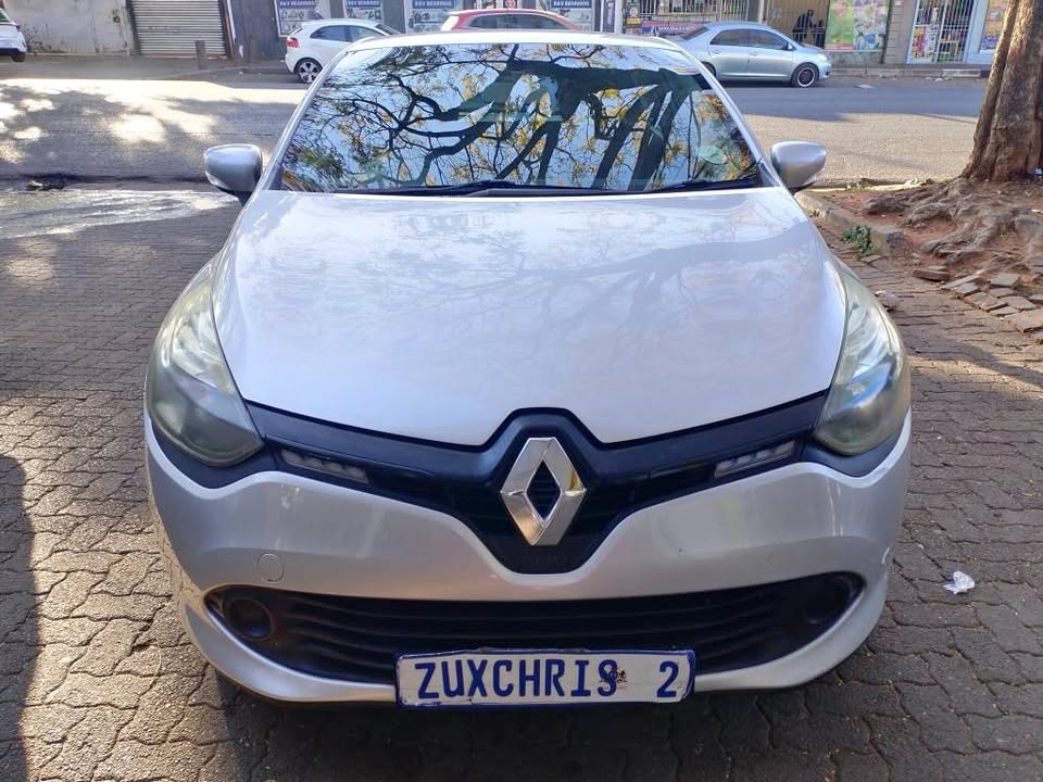 2014 RENAULT CLIO IV  900T MANUAL