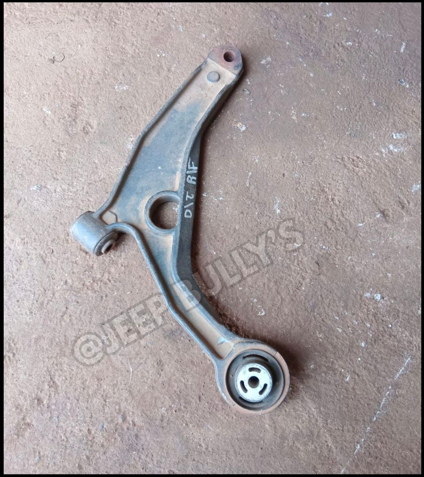 Dodge Journey Right Front Control Arm - Private Seller Dodge Journey Right Front Control Arm - Private Seller