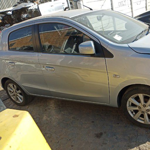 stripping Mitsubishi mirage car spare Parts - Private Seller