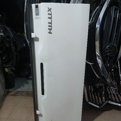 Toyota hilux gd6 tailgate - Private Seller Toyota hilux gd6 tailgate - Private Seller
