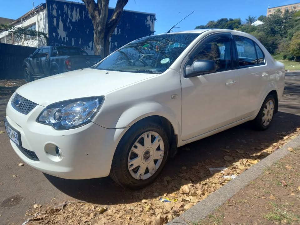 2015 Ford Icon 1.4 Petrol, Manual, White, 82000kms