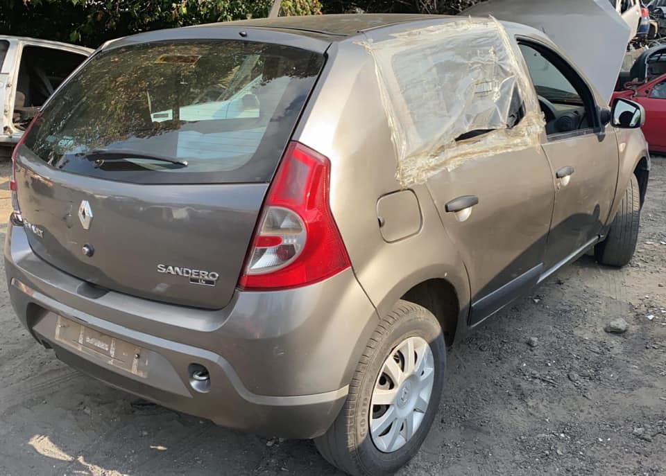 Renault Sanders 2010 1.4 stripping for spares - Private Seller Renault Sanders 2010 1.4 stripping for spares - Private Seller
