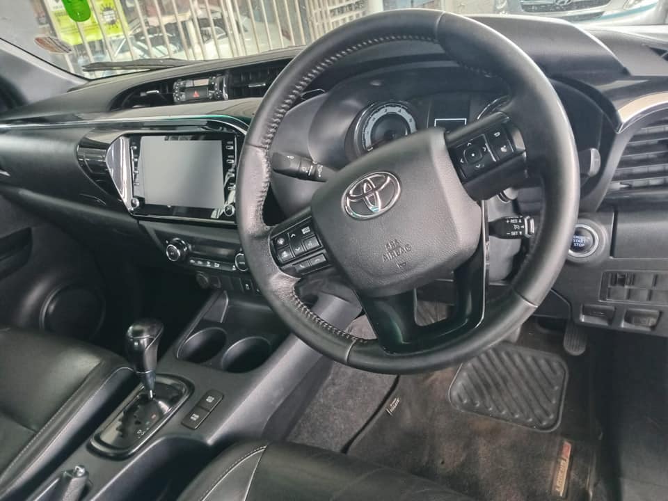 2020 TOYOTA HILUX 2.8 GD6 LEGEND 50 DOUBLE CAB AUTOMATIC