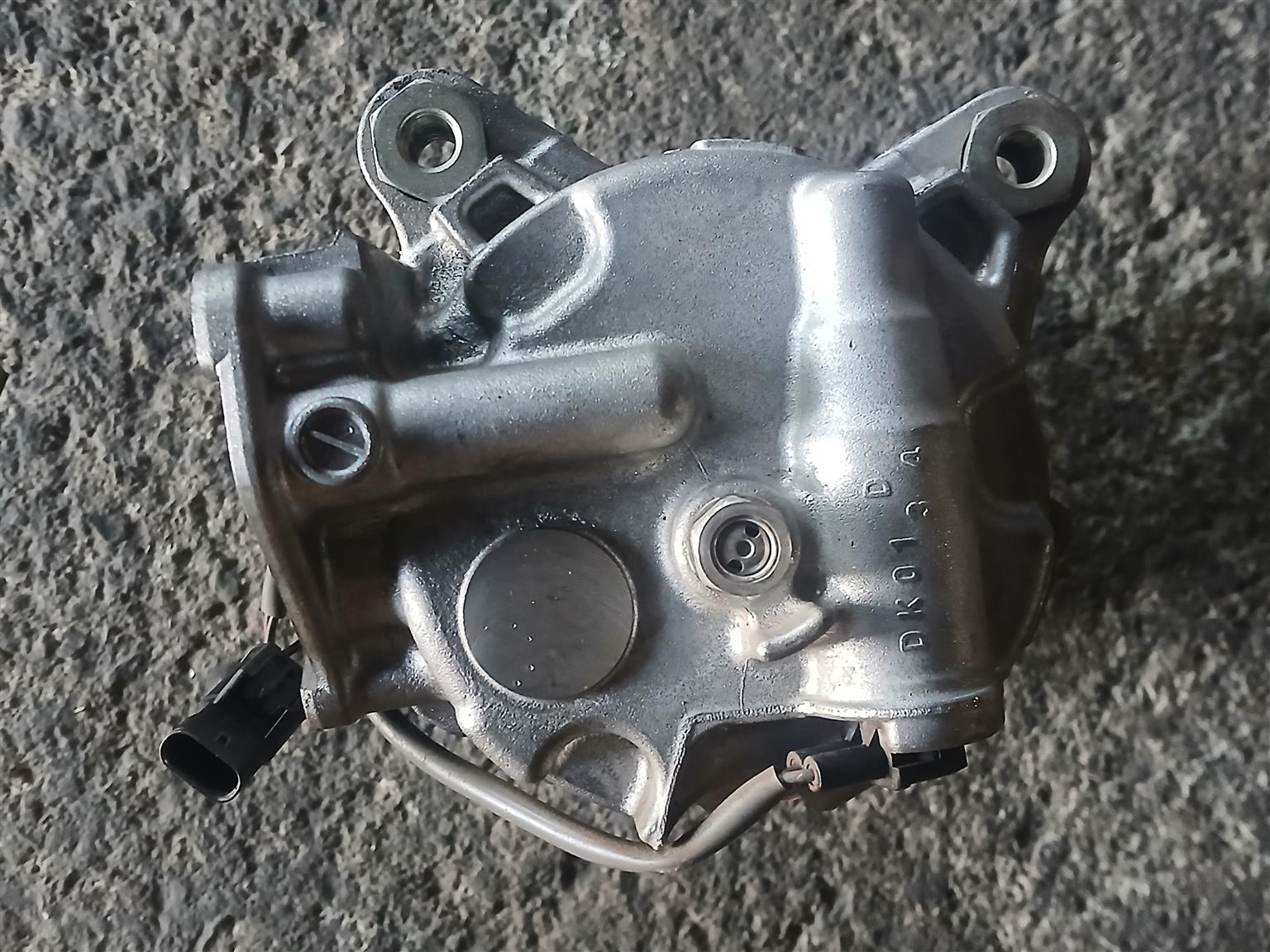 AC Compressor 64527945819 Compatible With BM - Private Seller AC Compressor 64527945819 Compatible With BM - Private Seller