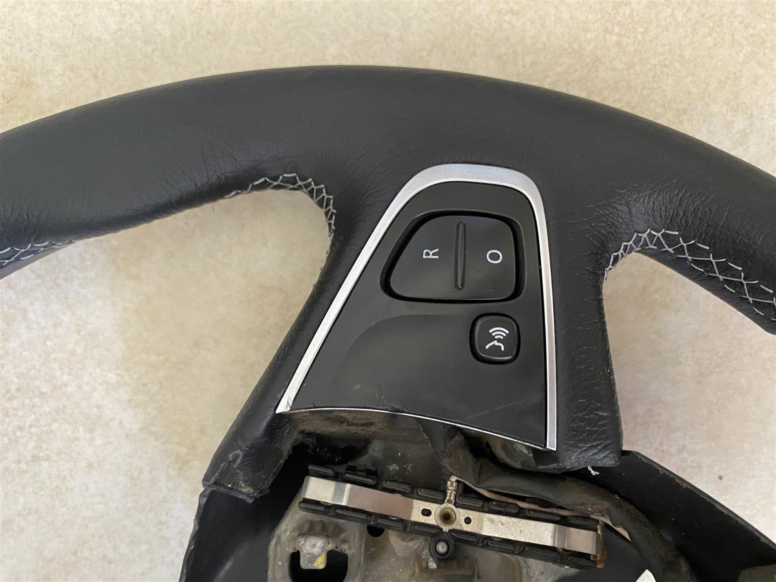 Renault steering wheel