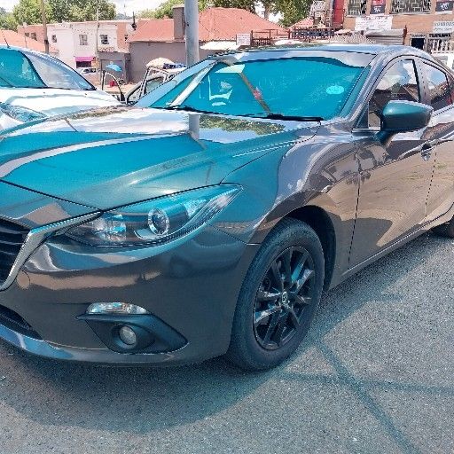 Used 2016 Mazda Mazda3 sedan 1.6 Dynamic - Private Seller