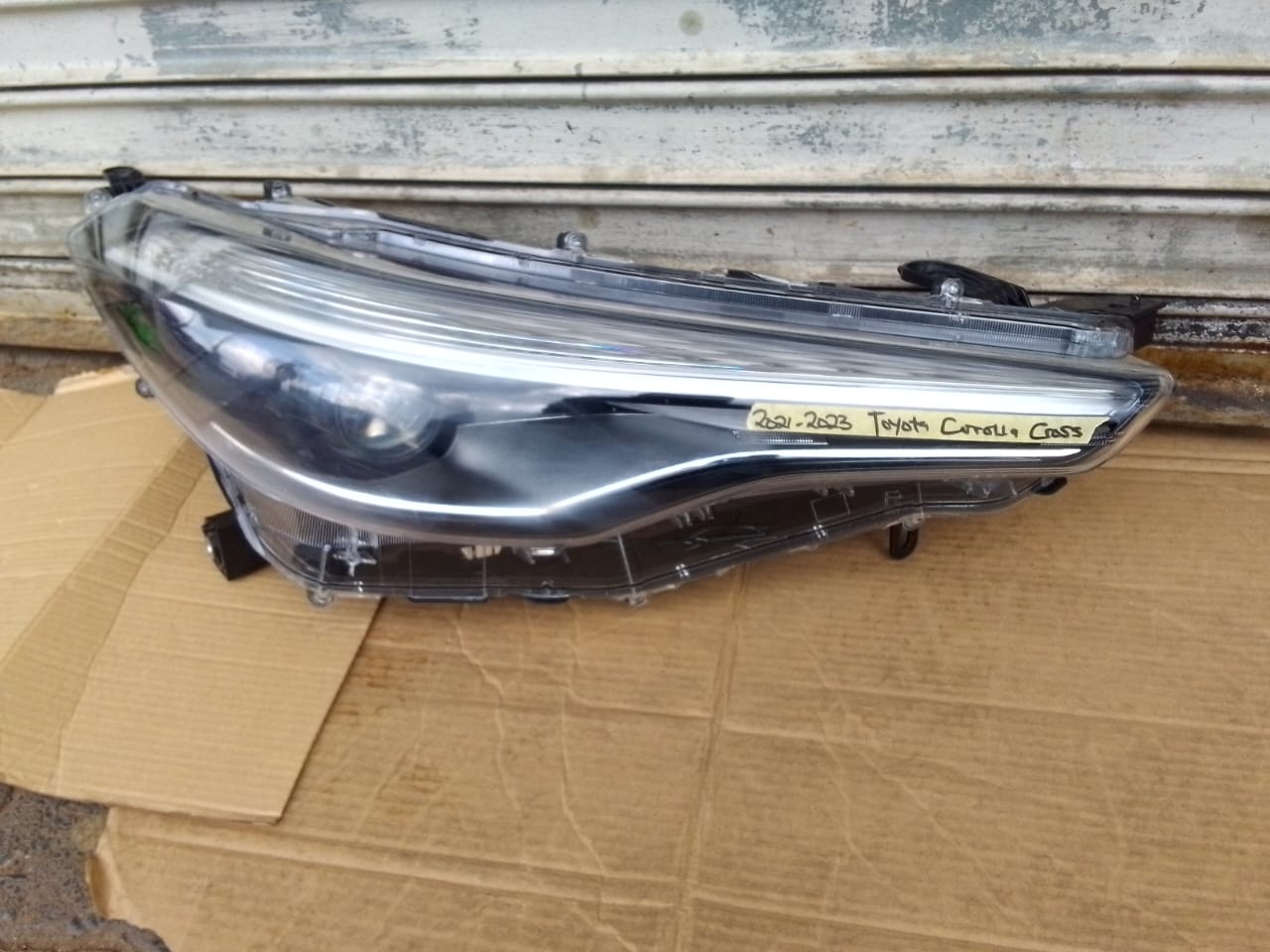 (2021-2023) TOYOTA COROLA CROSS RHS LED HEADLIGHT FOR SALE - Private Seller (2021-2023) TOYOTA COROLA CROSS RHS LED HEADLIGHT FOR SALE - Private Seller