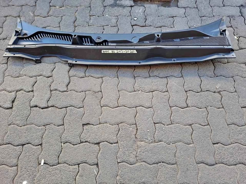 Haval H6 Wiper Cowling. - Private Seller Haval H6 Wiper Cowling. - Private Seller