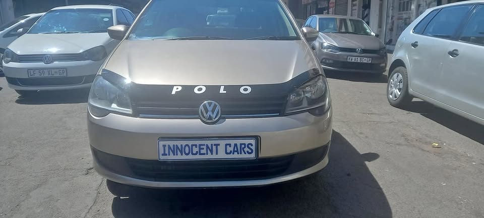 2017 VW POLO VIVO 1.6 PETROL, MANUAL TRANSMISSION, GOLD COLOUR, MILEAGE 56000KM