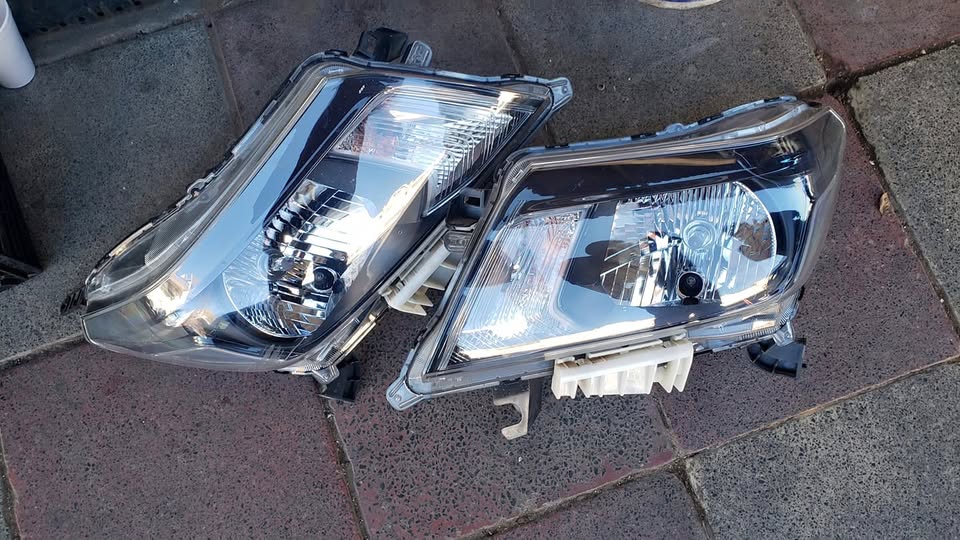 Nissan Navara Normal Headlights - Private Seller Nissan Navara Normal Headlights - Private Seller