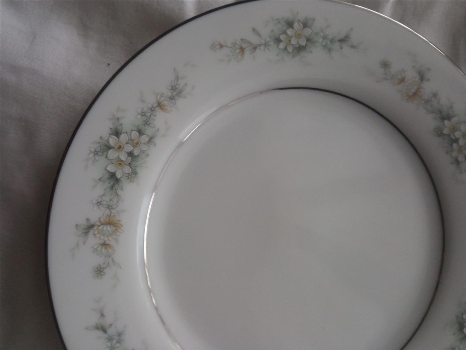 Noritake Tea Set 12 piece