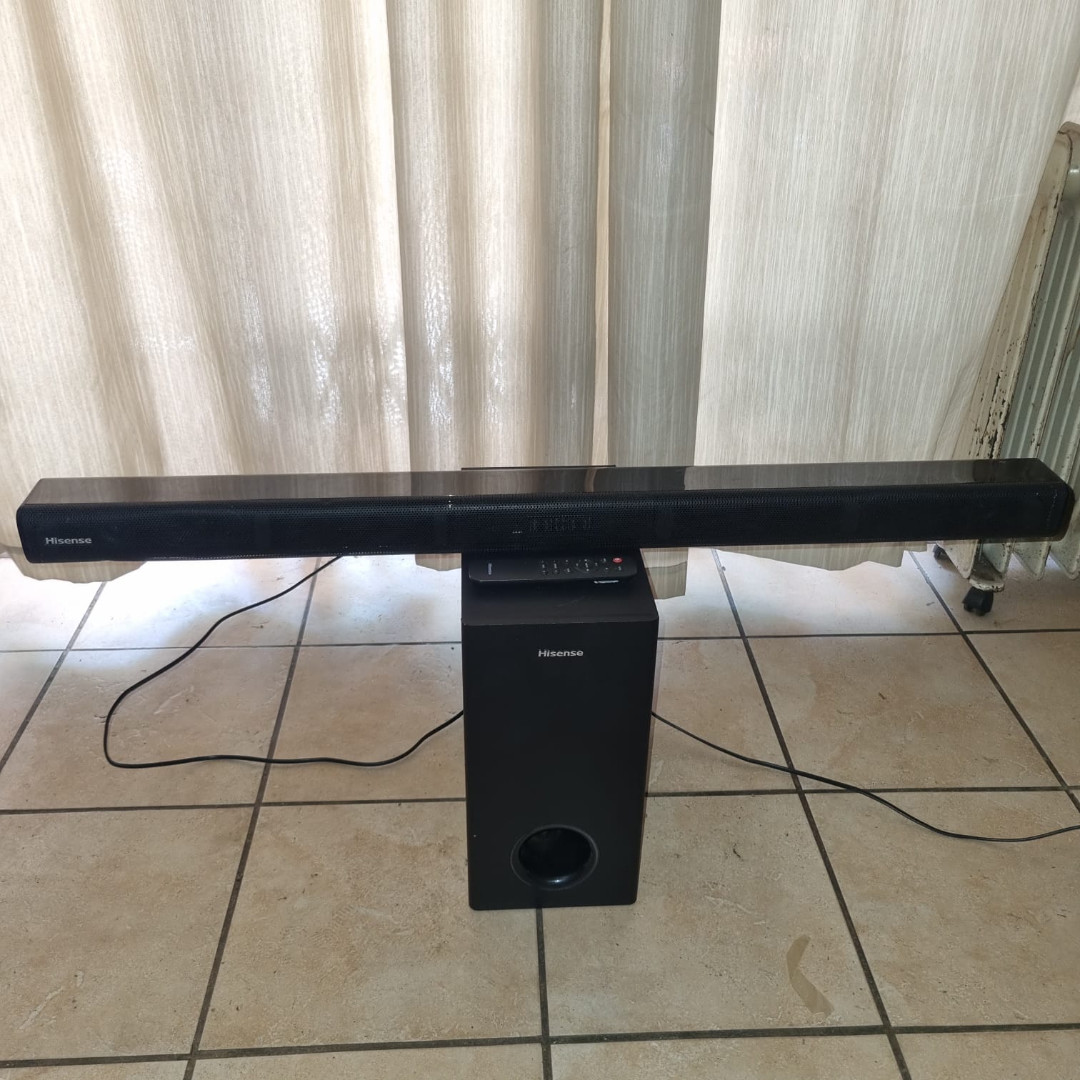 URGENT SALE: Hisense HS218 2.1 Channel Soundbar – Moving Permanently!