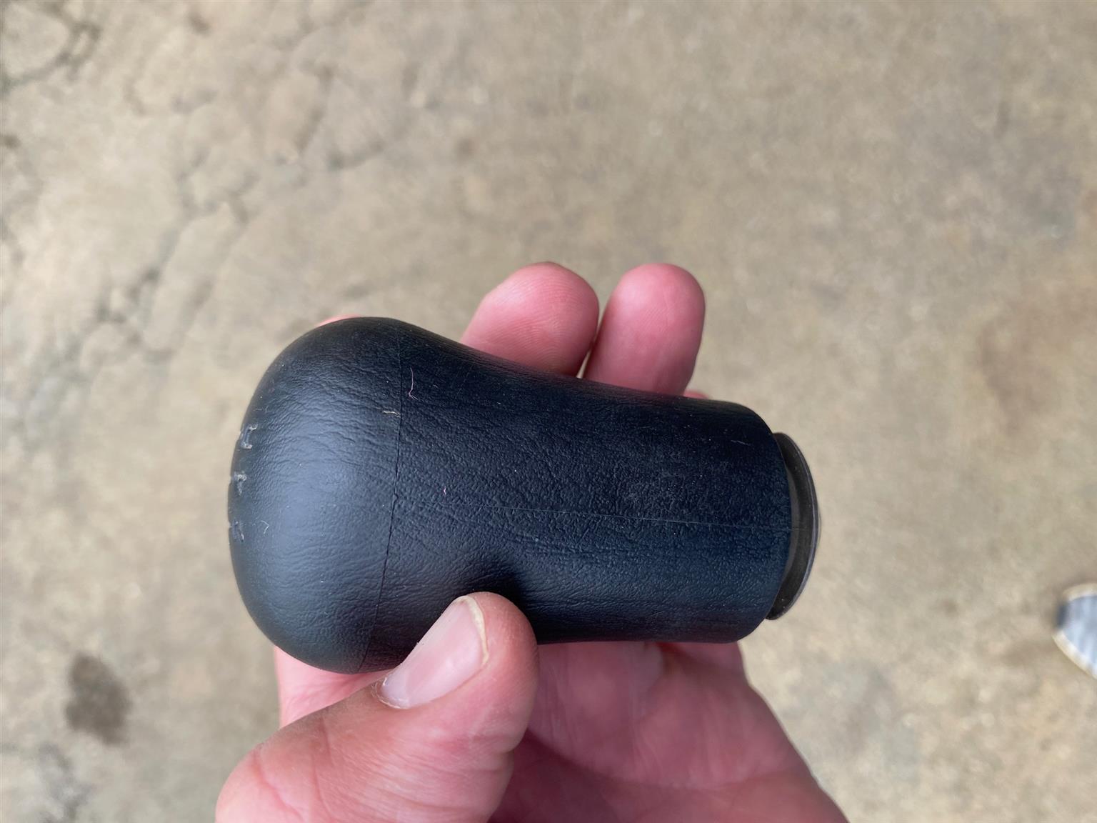 Ford Gear knob also Mazda BRAND NEW. - Private Seller