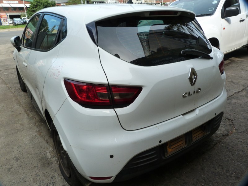 Renault Clio IV RS 200 1.6 Manual White - 2019 SPARESBOYZ STRIPPING FOR SPARES - Private Seller Renault Clio IV RS 200 1.6 Manual White - 2019 SPARESBOYZ STRIPPING FOR SPARES - Private Seller